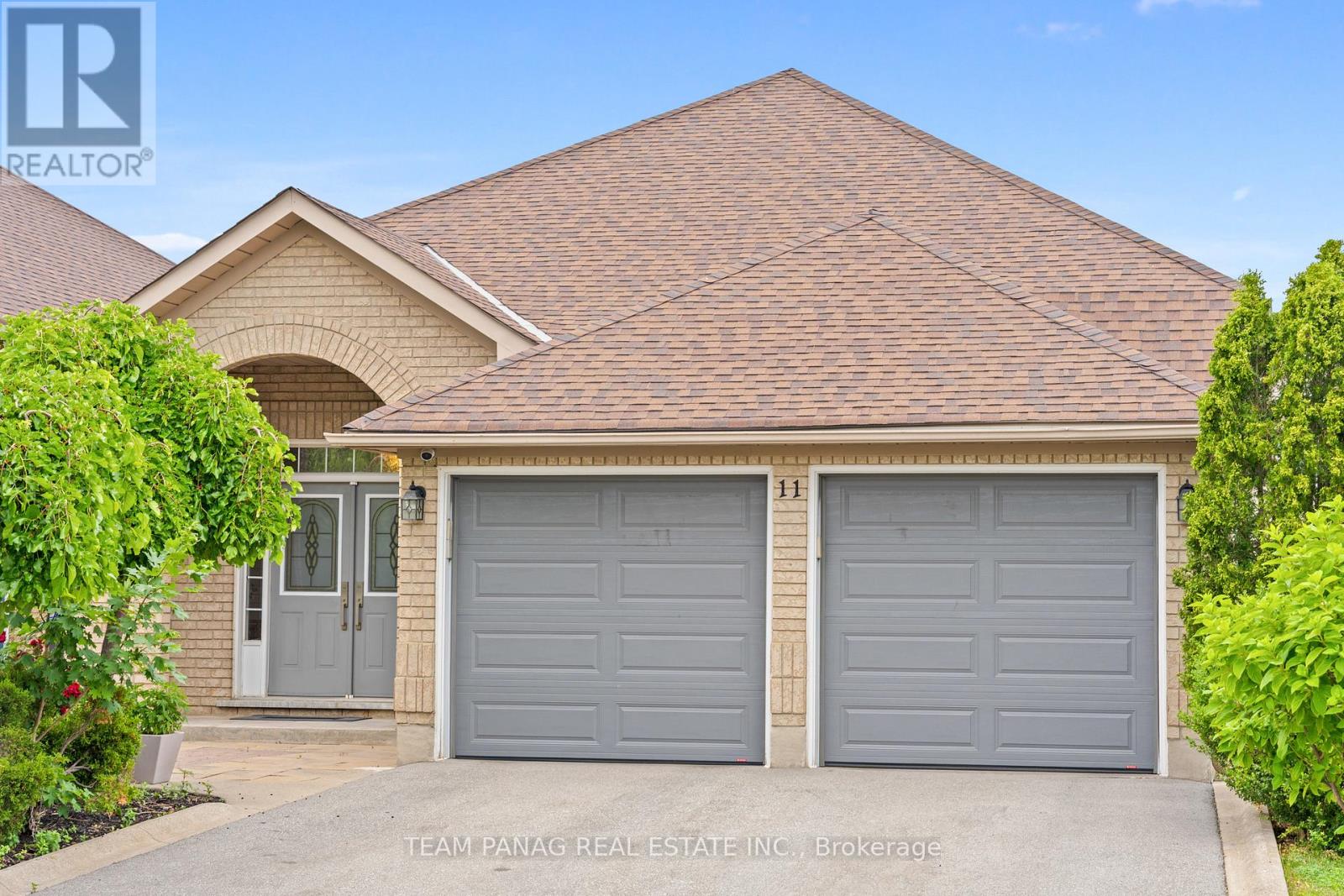 11 LARKMEAD PLACE