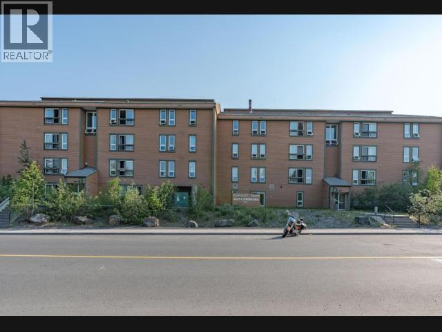 108-B-5109 FORREST DRIVE