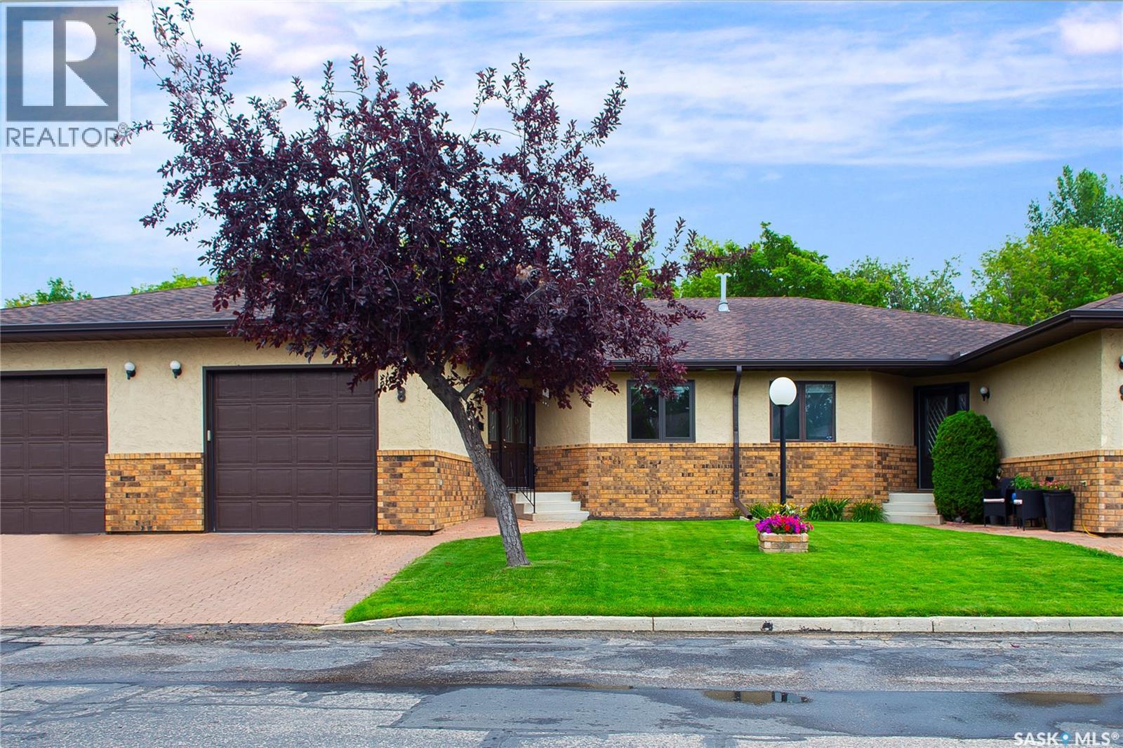 For sale: 8 3415 Calder CRESCENT, Saskatoon, Saskatchewan S7J4Z9 ...