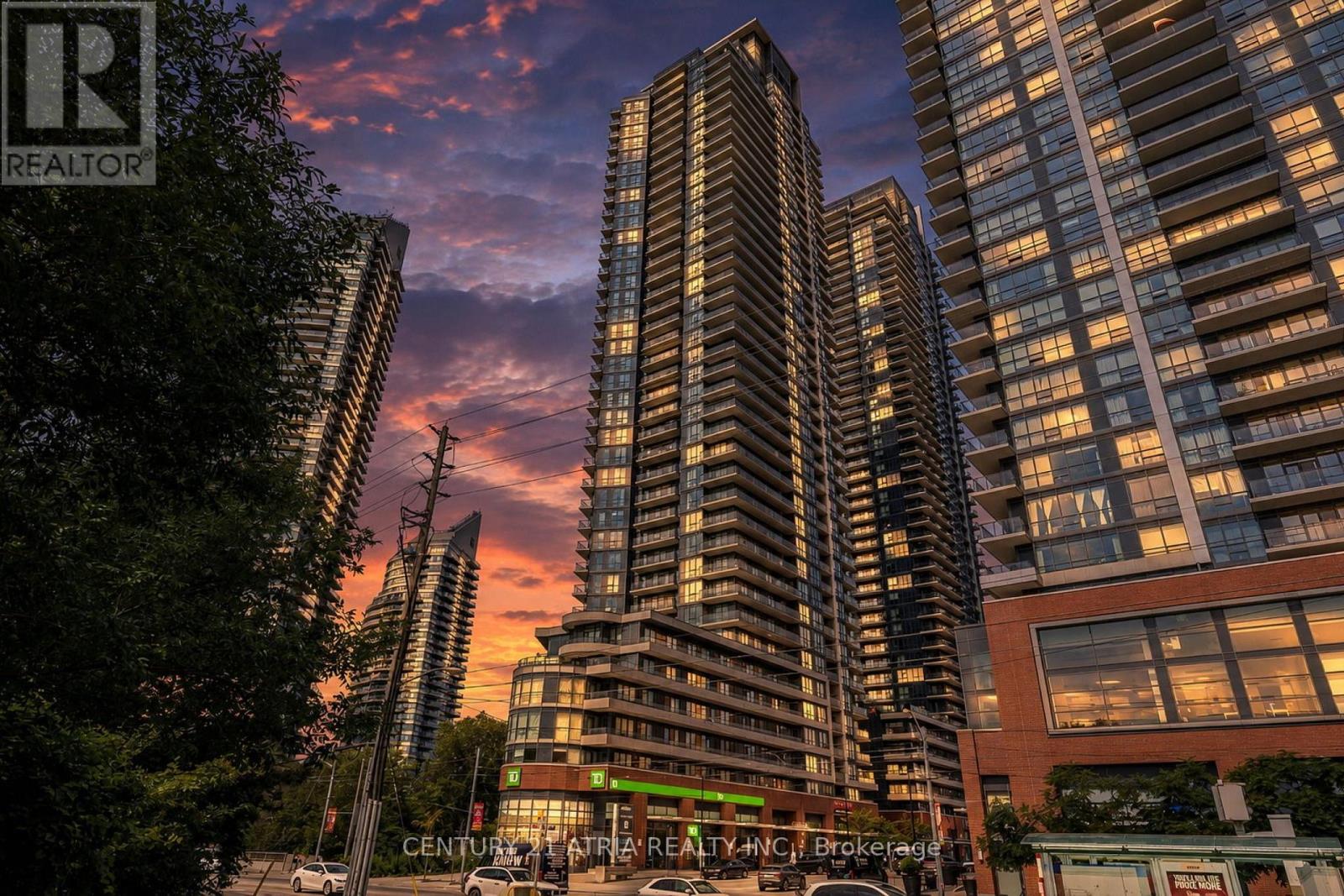 2808 - 2212 LAKE SHORE BOULEVARD W