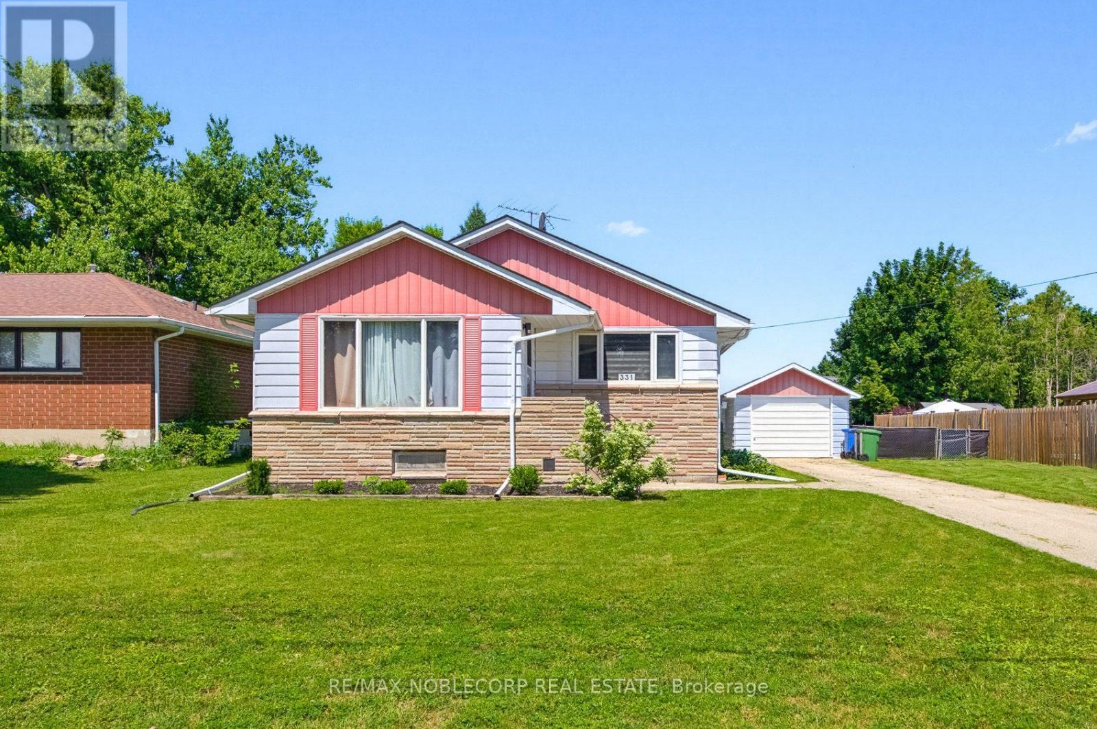 331 VICTORIA STREET W