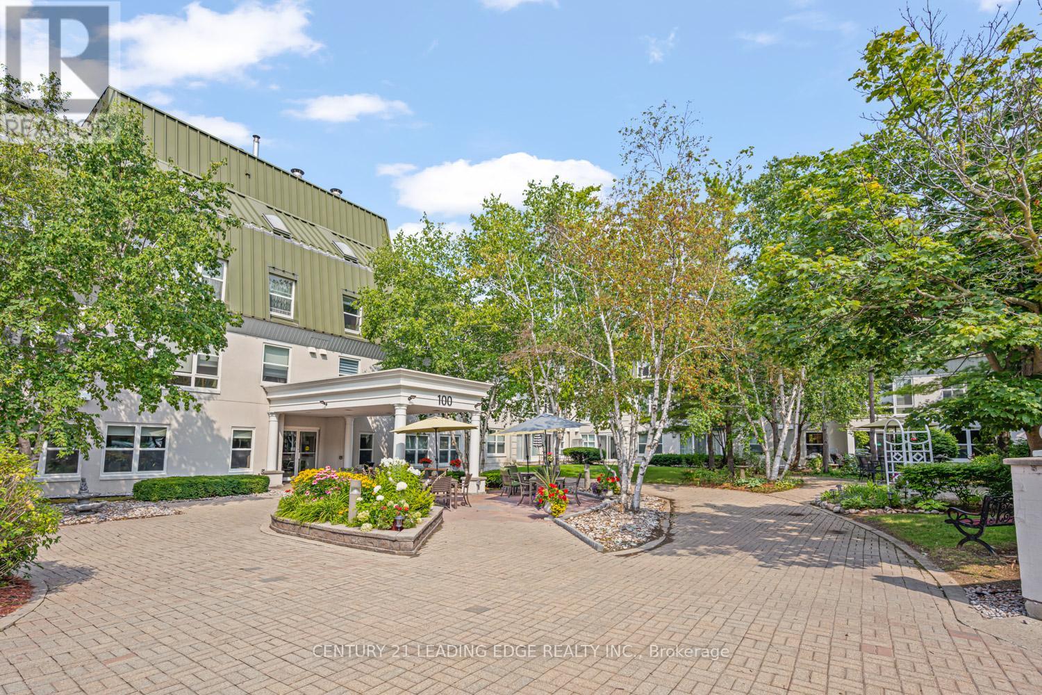 PH2 - 100 ANNA RUSSELL WAY