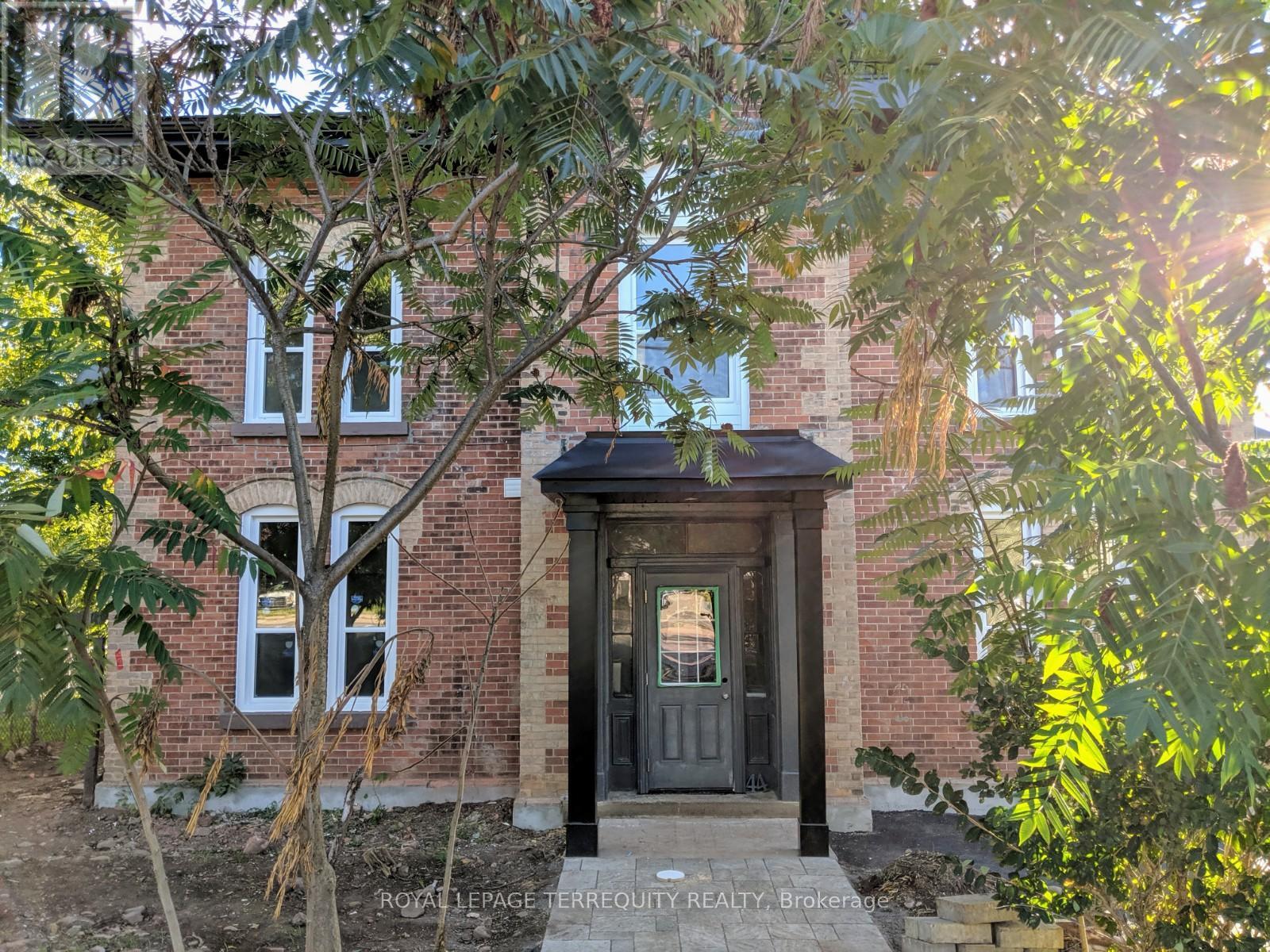 1 - 44 MAIN STREET N