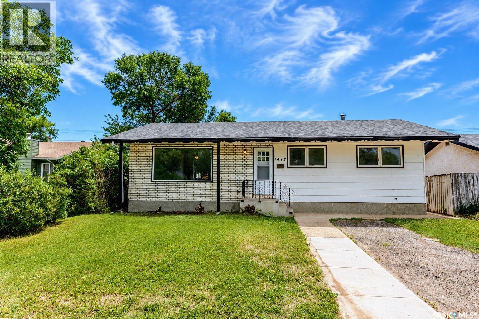1415 Caribou STREET W
