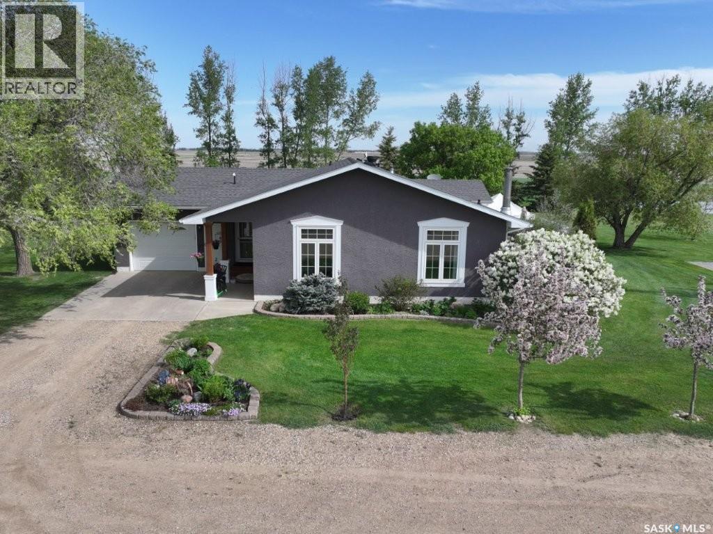 Konechny Acreage