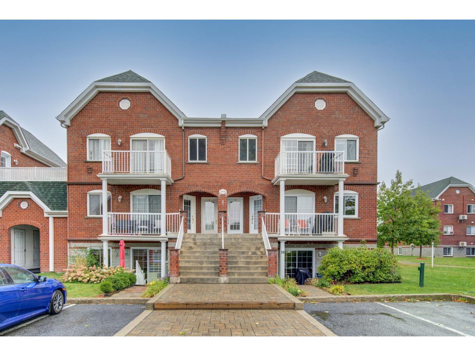 1232 Boul. De Montarville