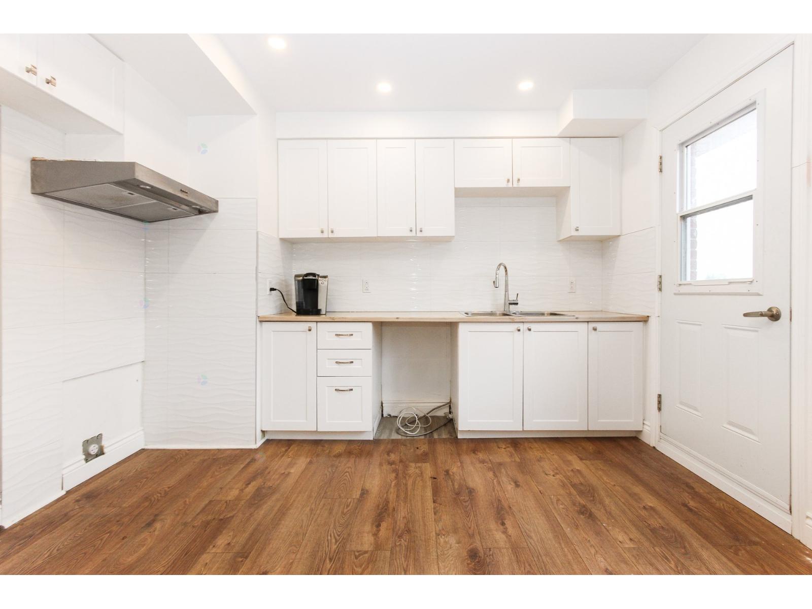 985 Rue Jarry O.