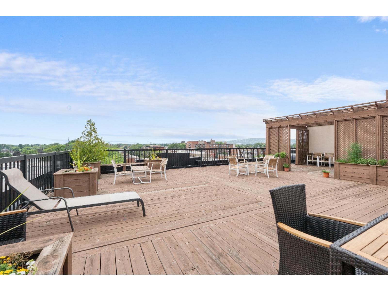520 Rue Rielle