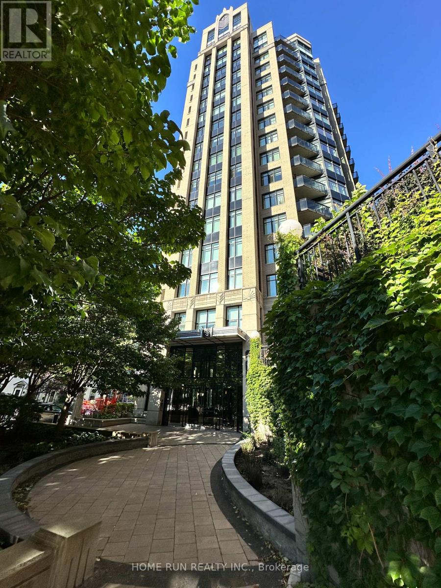 714 - 235 KENT STREET