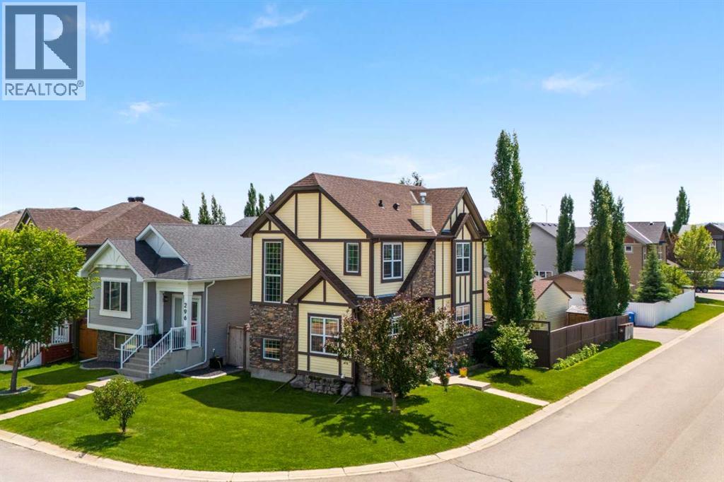 298 Silverado Plains Close SW
