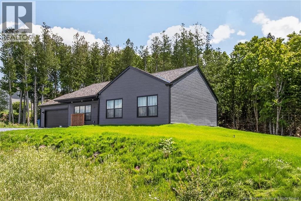 For sale: 9 Greystone Drive, Quispamsis, New Brunswick E2G0H9