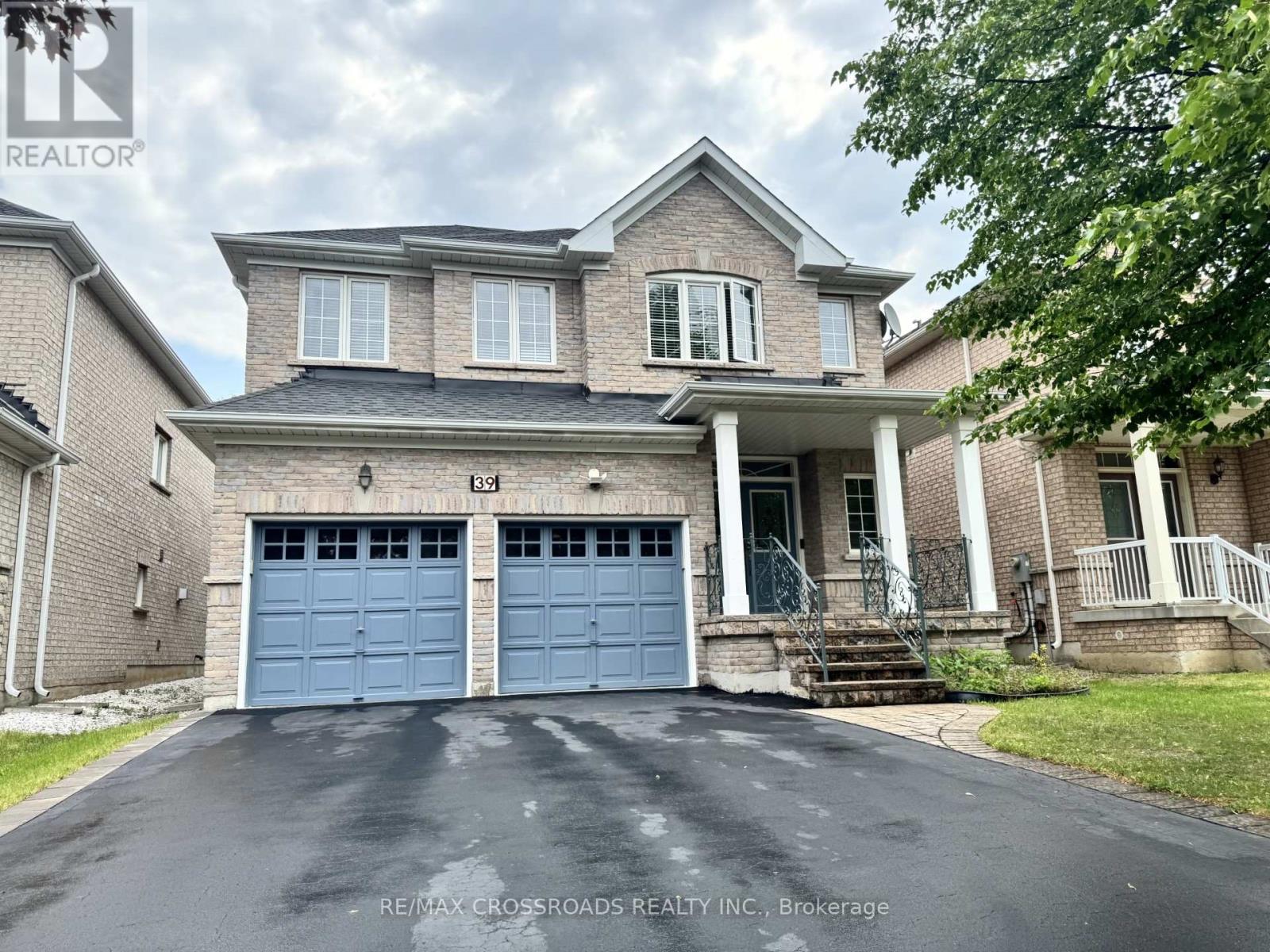 39 PANTANO DRIVE