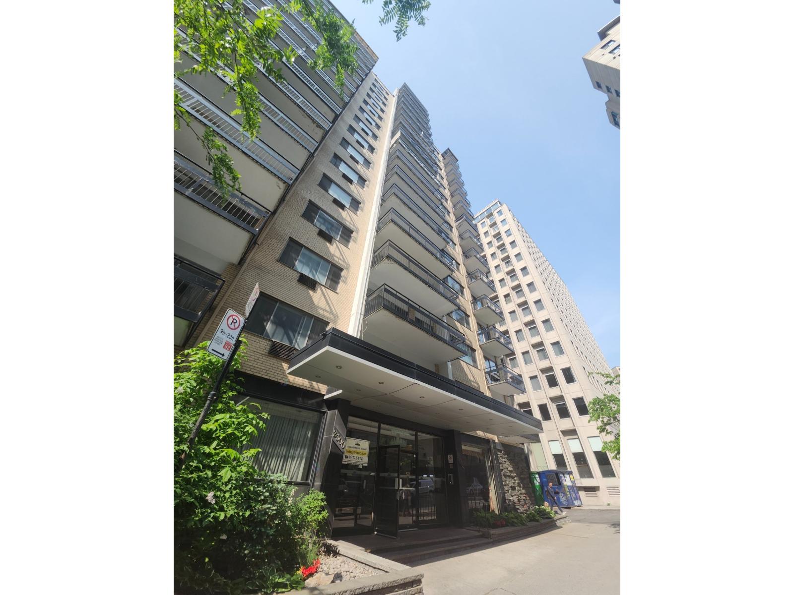 2300 Rue St-Mathieu
