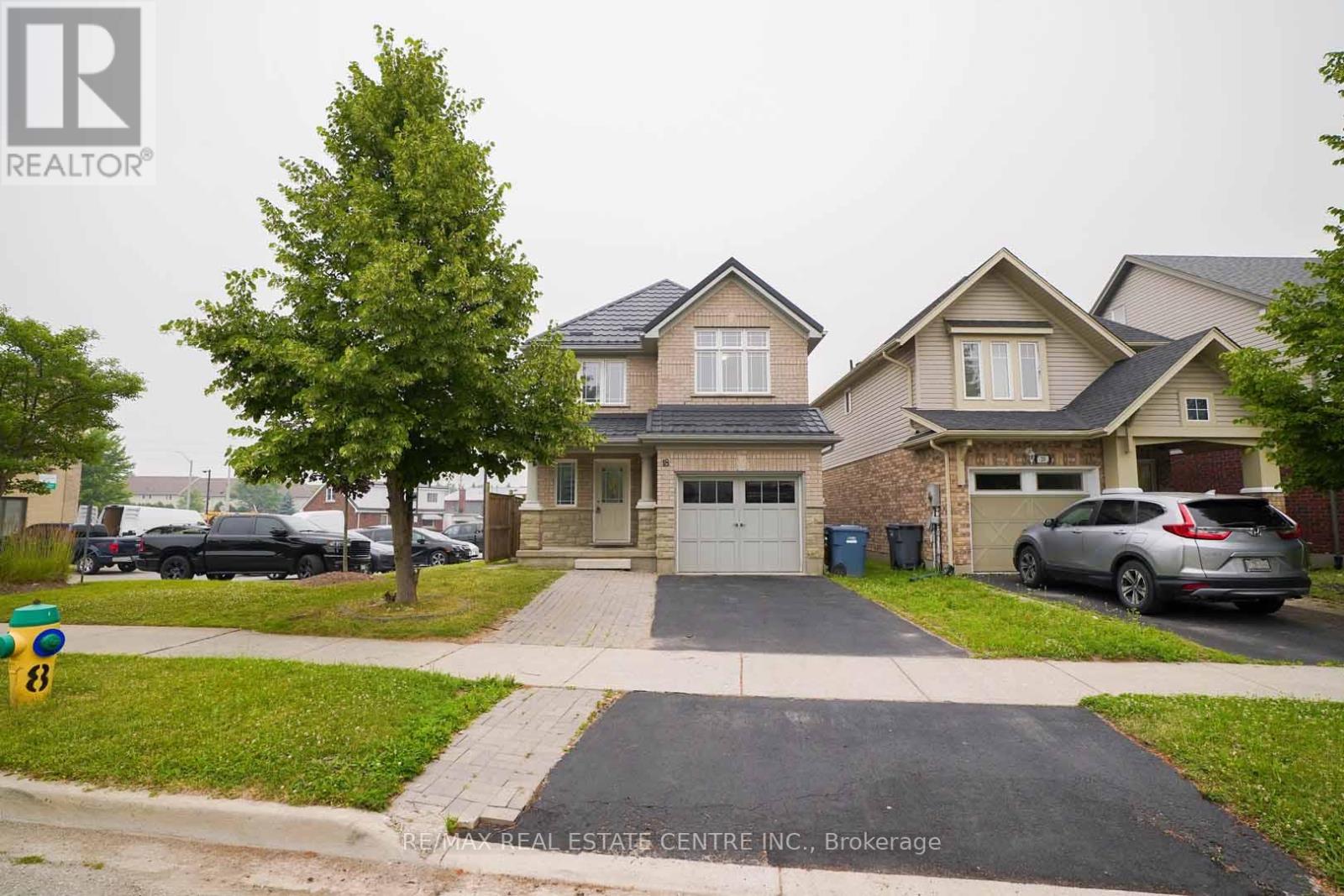 18 HERITAGE DRIVE
