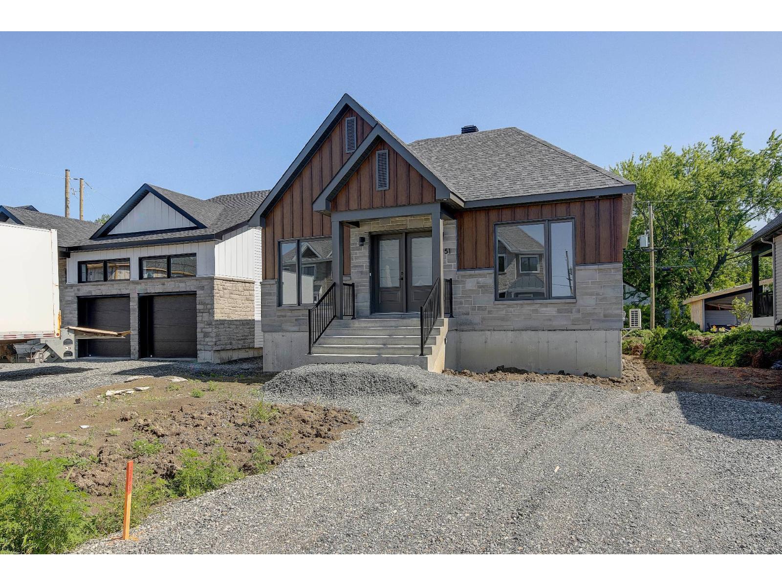 279 Rue Vigneault