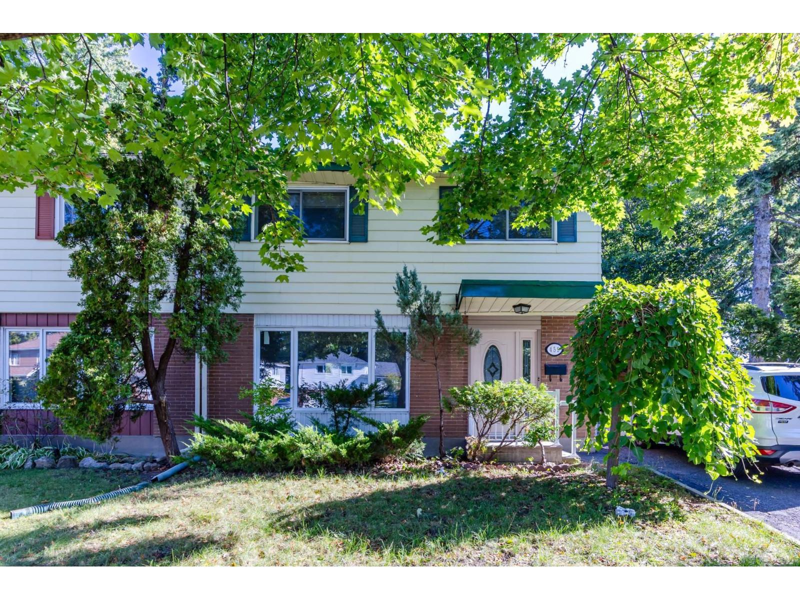 459 Av. Delmar