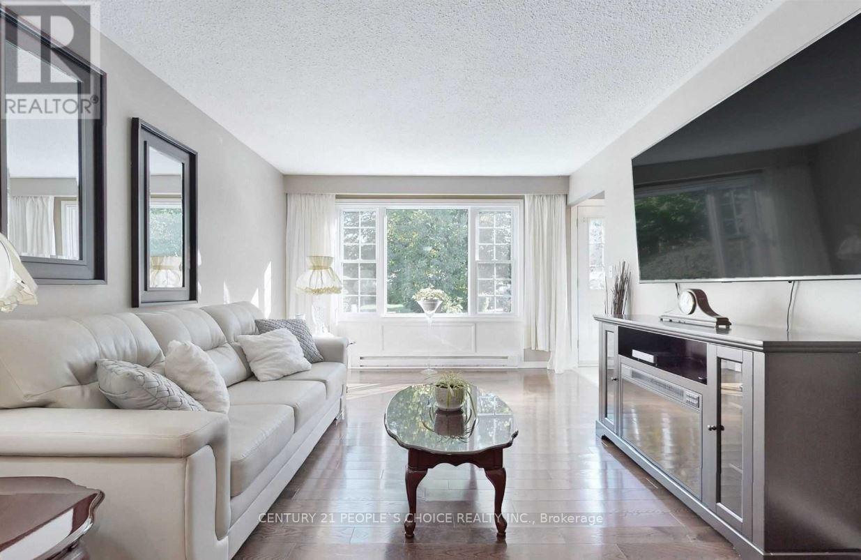 78 CLAYMORE CRESCENT
