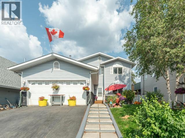 122 RIVETT CRESCENT