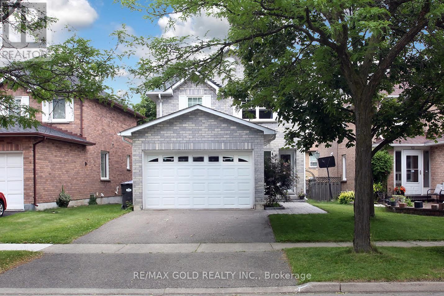 65 CHEVIOT CRESCENT