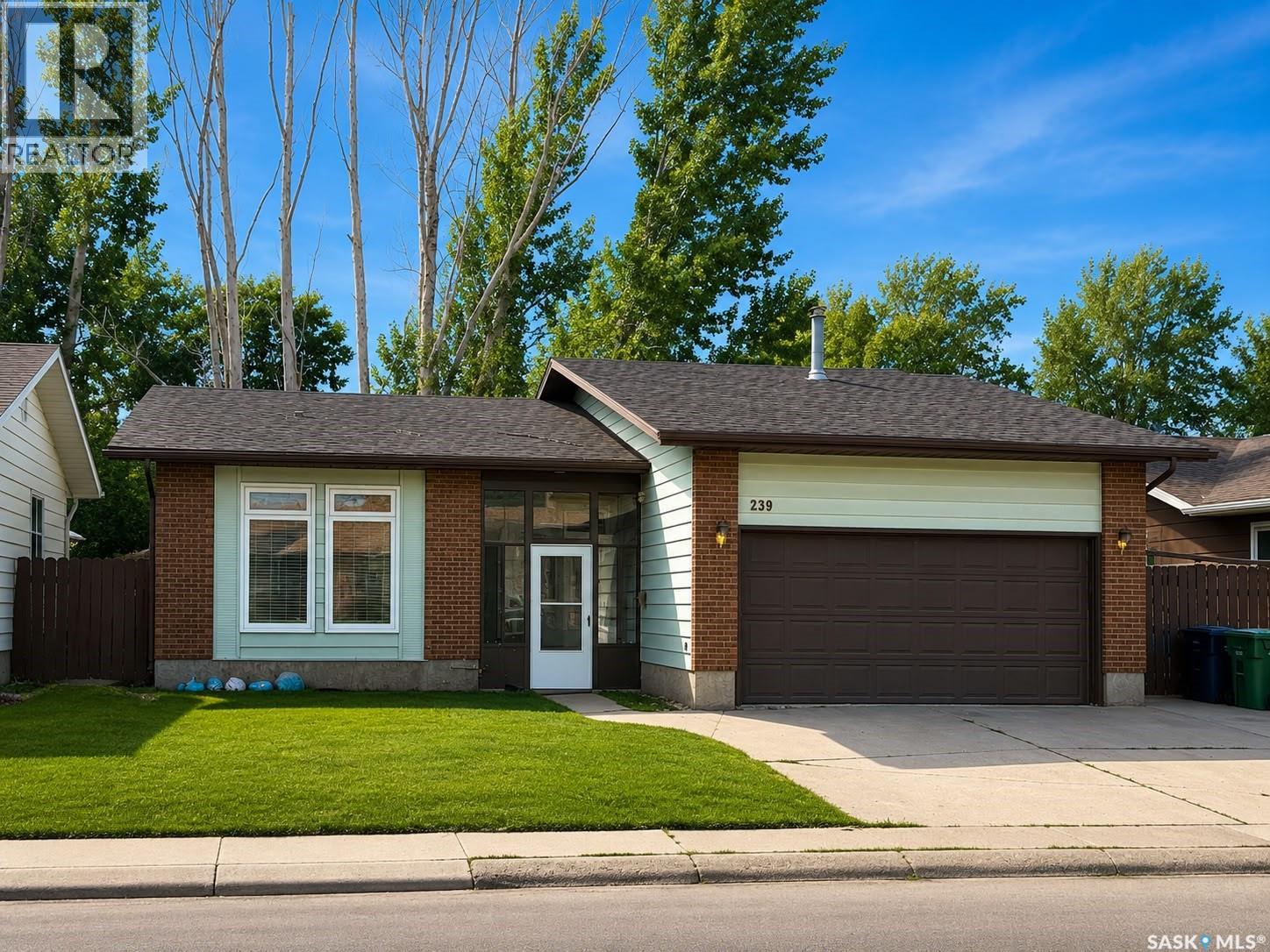 239 Kenosee CRESCENT