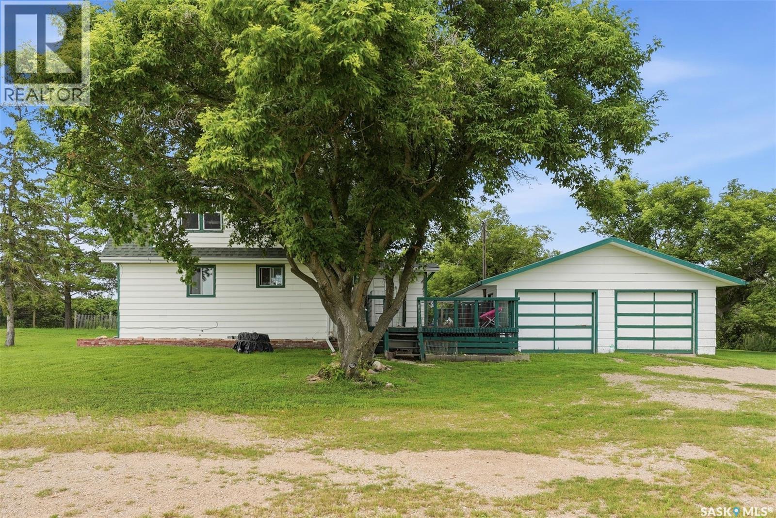 MacLean Acreage