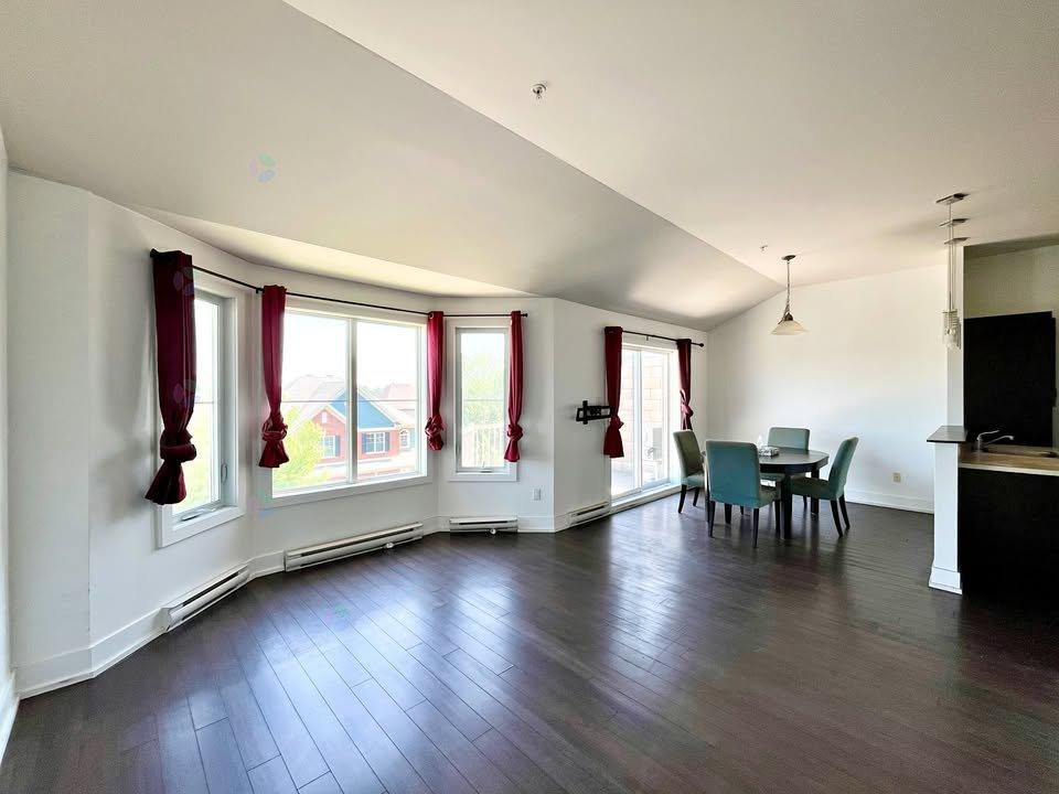 6415 Rue Corbière
