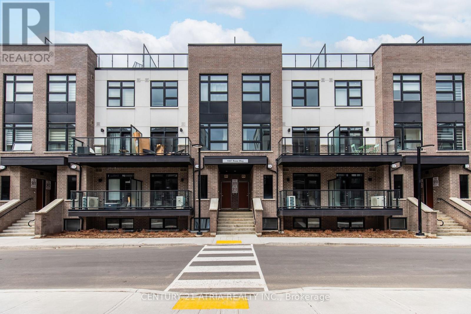 112 - 1597 ROSE WAY