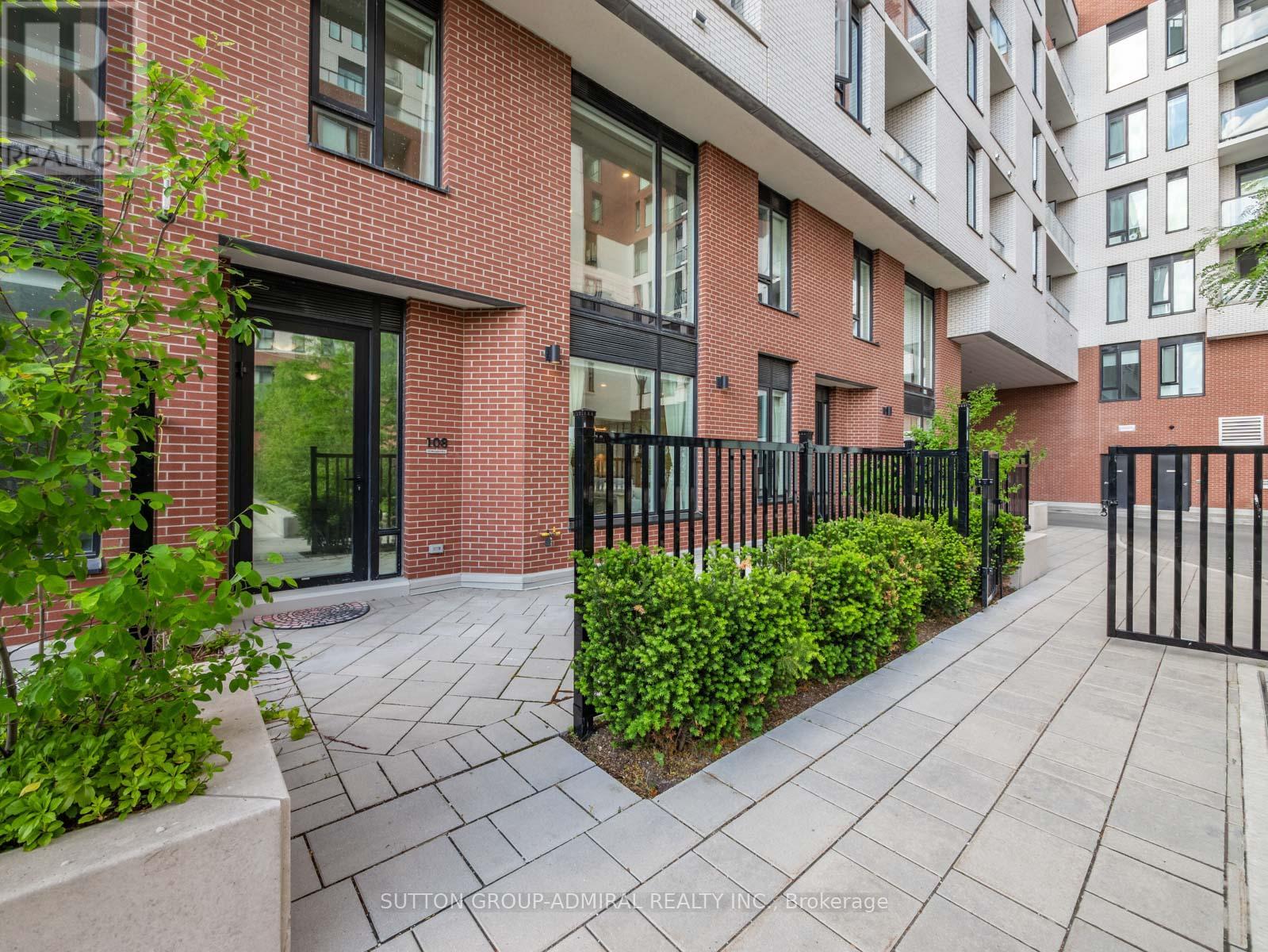108 - 15 MARYPORT AVENUE