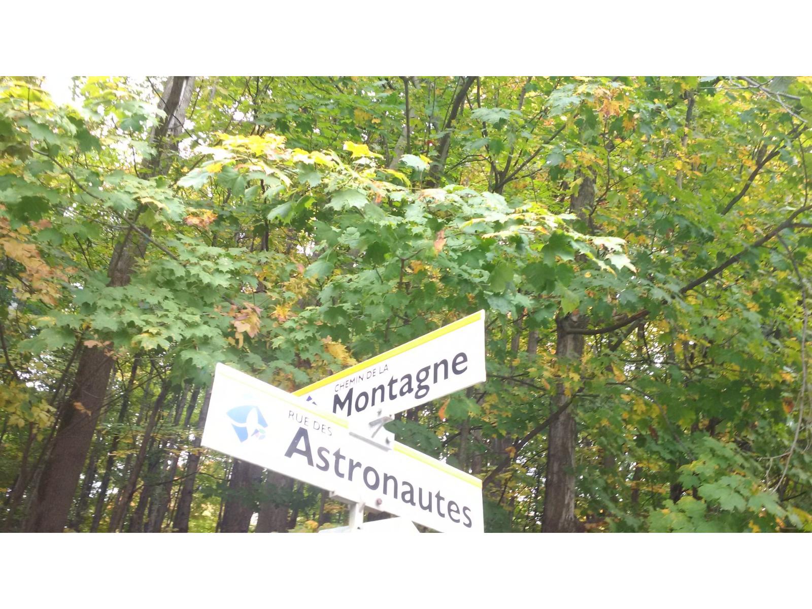 Rue des Astronautes