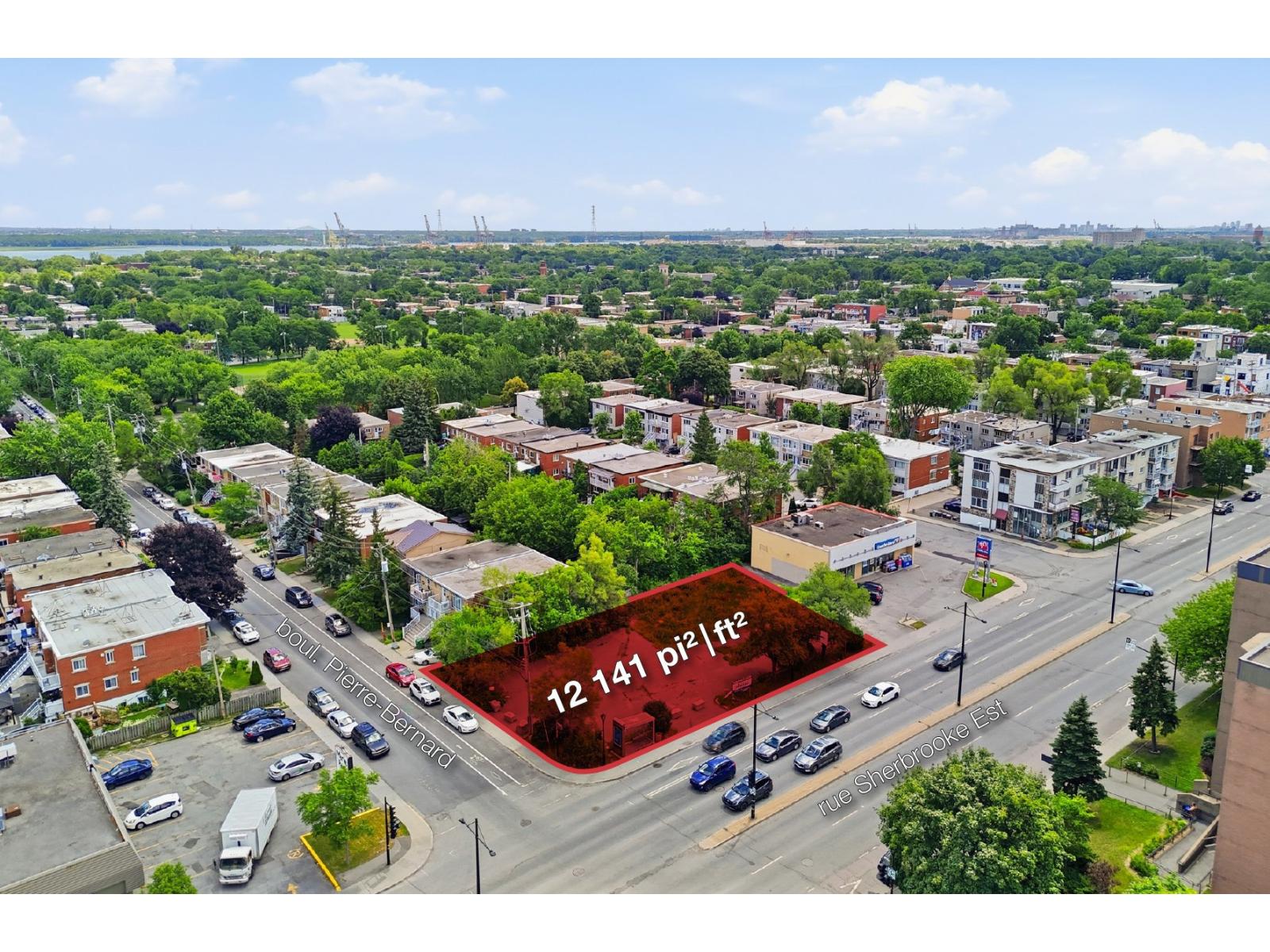 8960 Rue Sherbrooke E.
