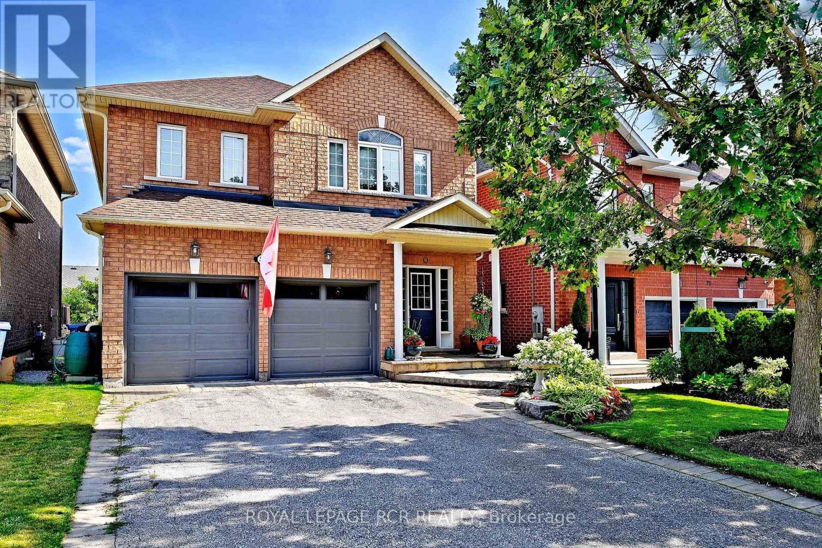 81 WOODBURY CRESCENT