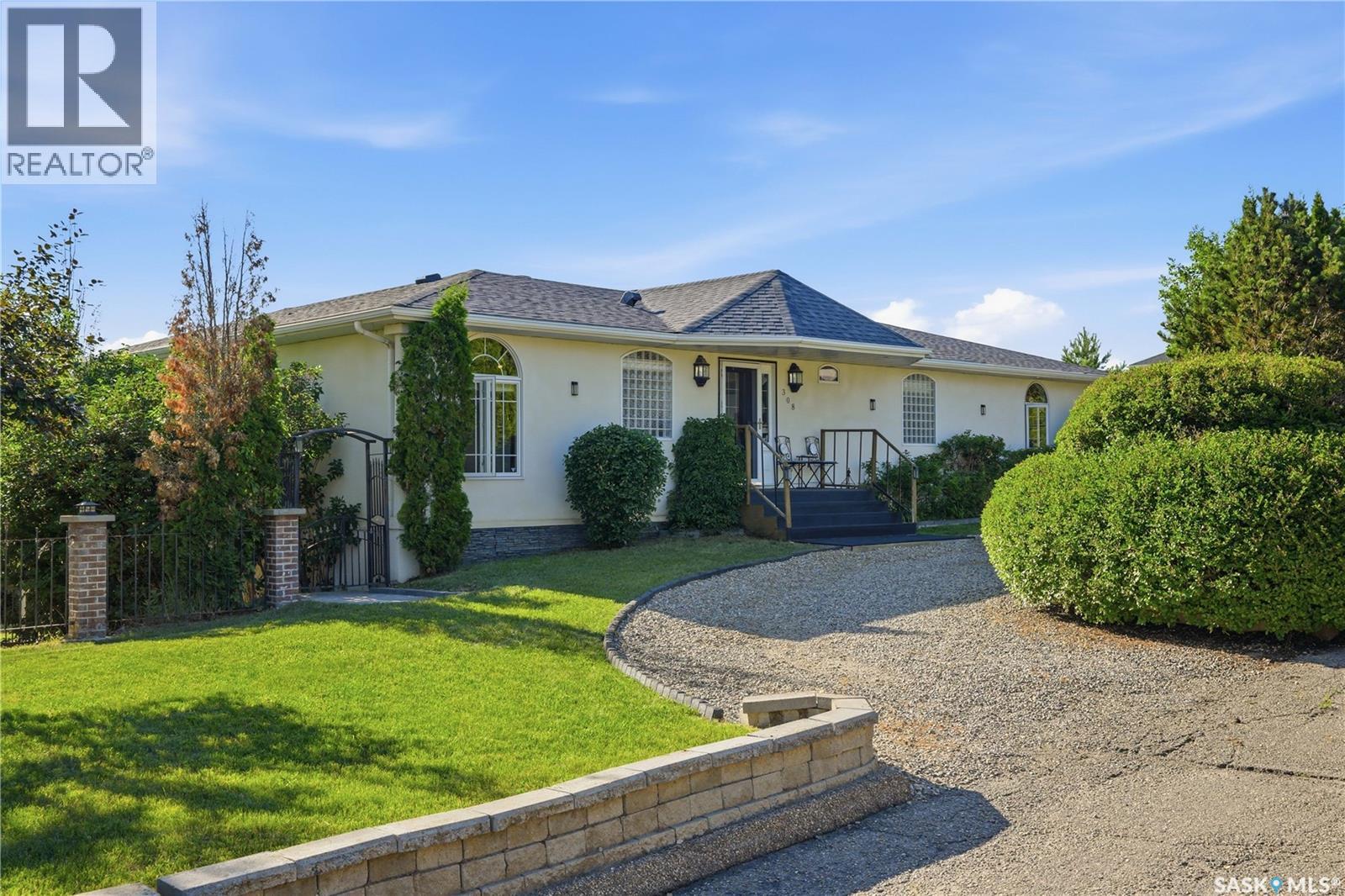 308 3rd STREET W