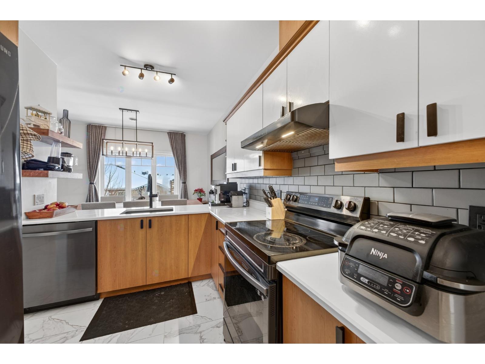 For sale: 2293 Rue Racine, #402, Longueuil (Saint-Hubert), Quebec