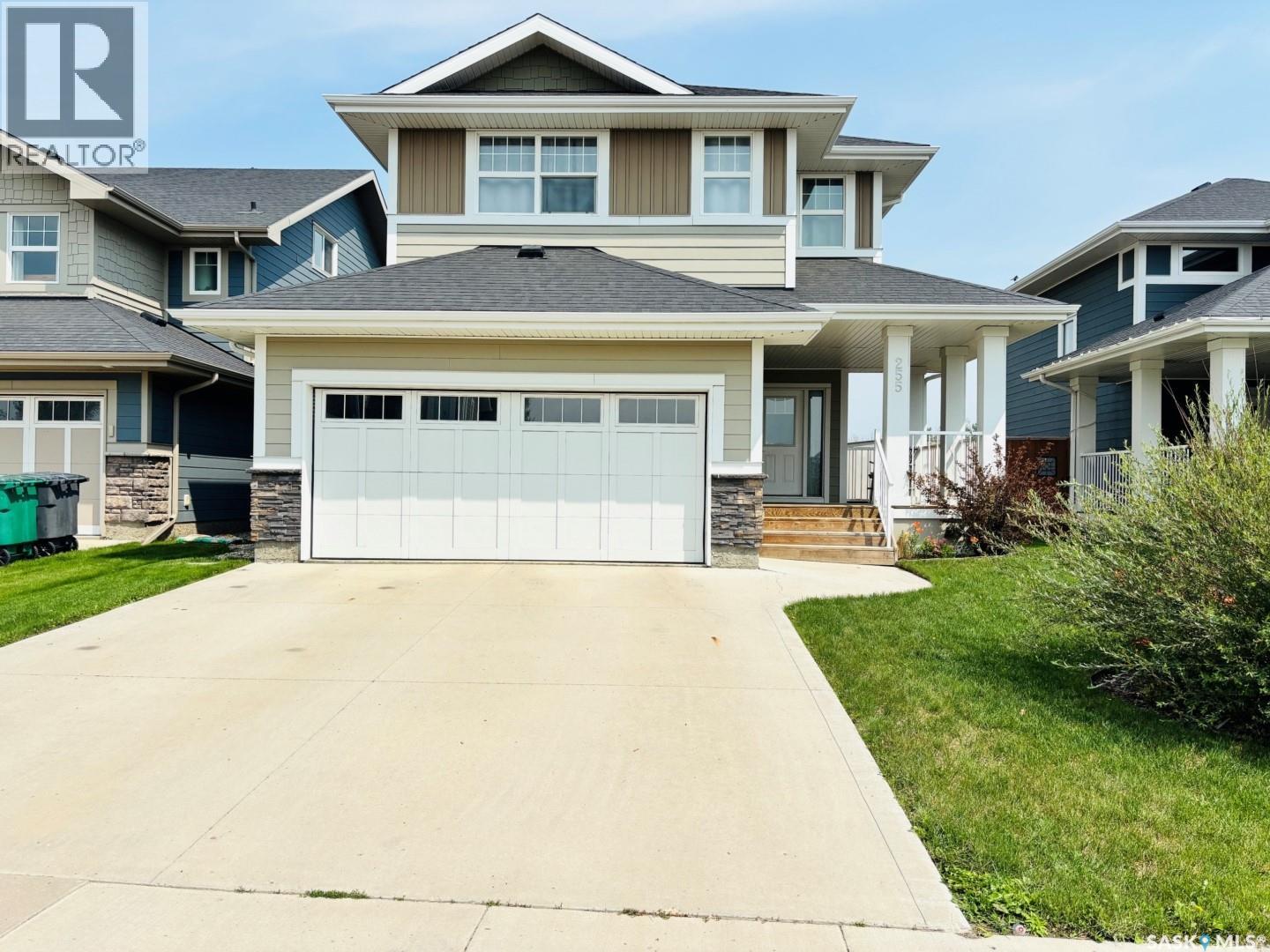 255 Eaton CRESCENT
