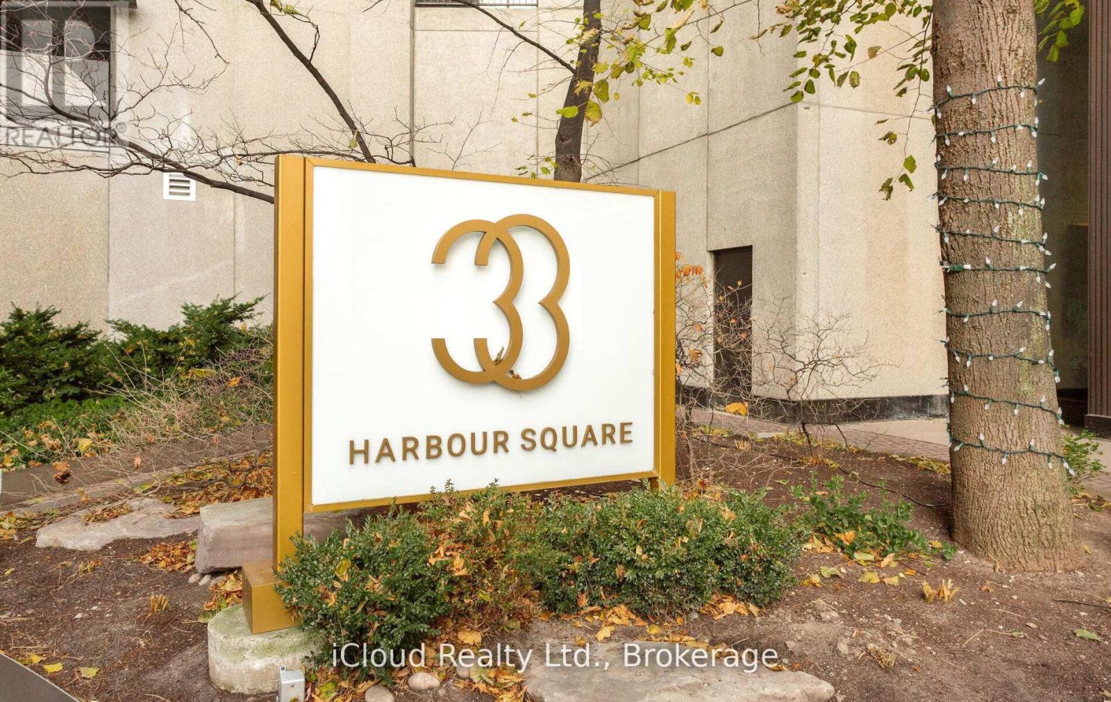 837 - 33 HARBOUR SQUARE