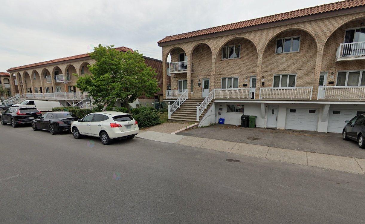 9013 Rue Picasso