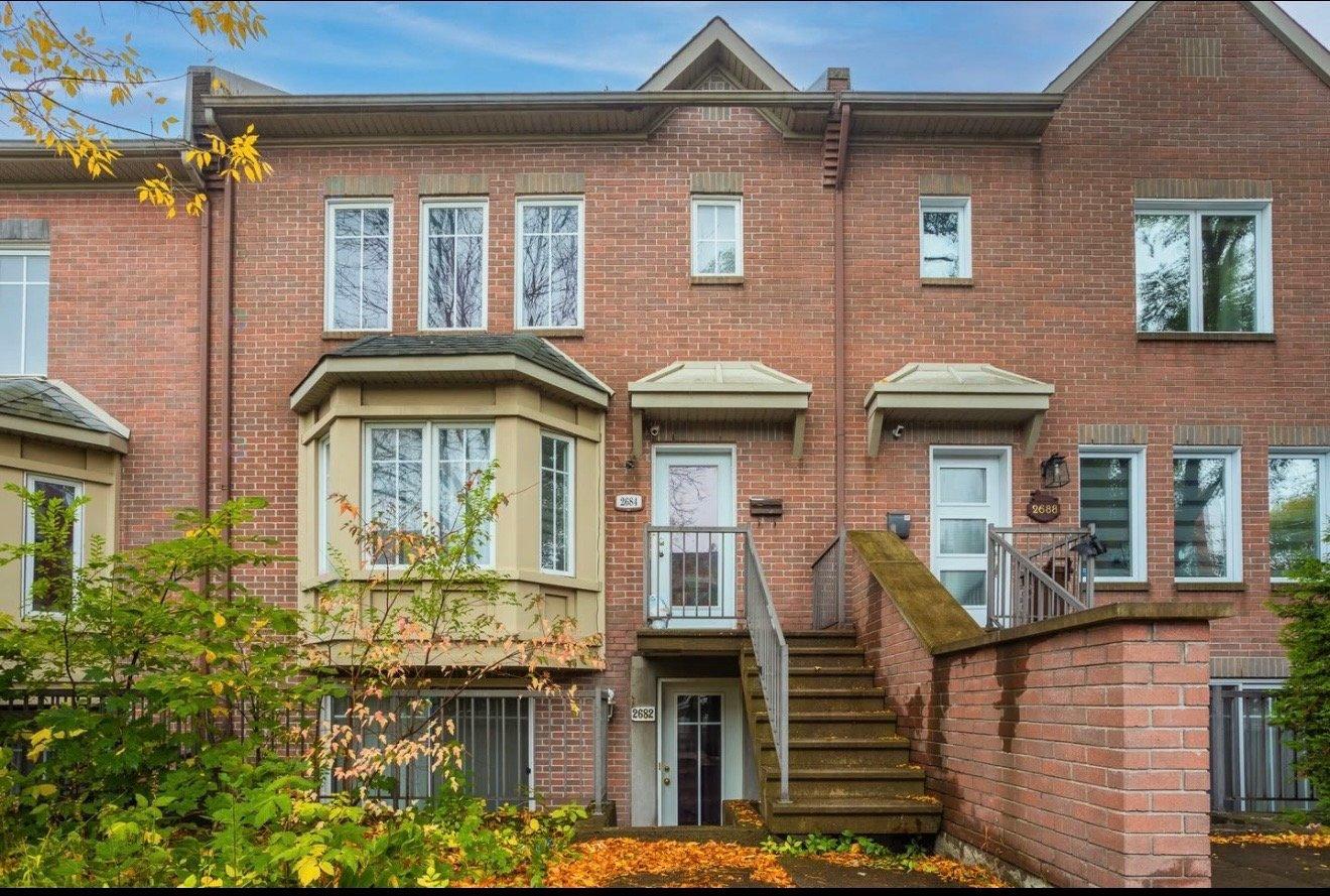 2684 Av. Charlemagne