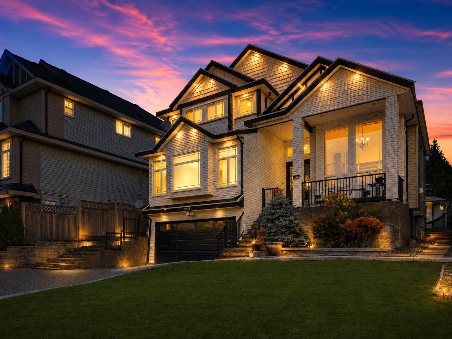 トゥエンティページ For sale: 18913 54A AVENUE, Surrey, British Columbia V3S6R4