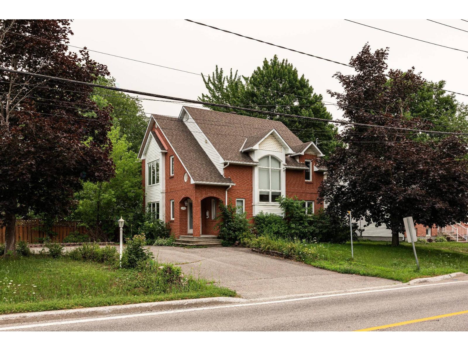 548 Av. du Cheval-Blanc