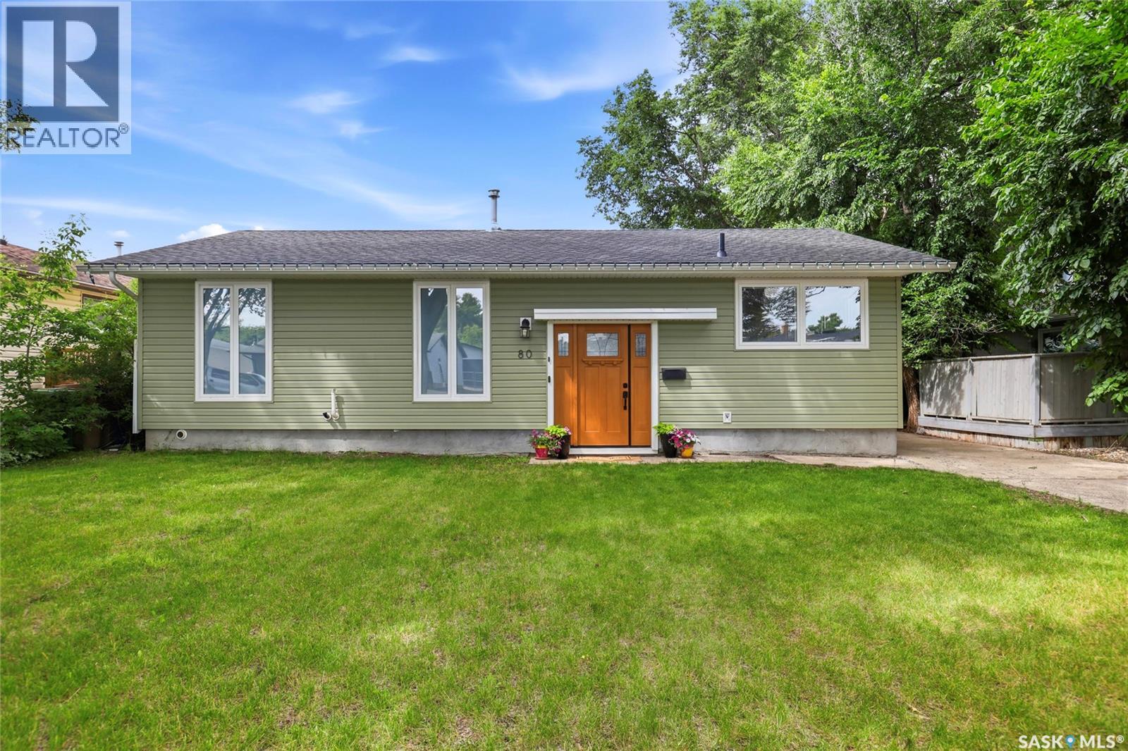 80 Cameron CRESCENT