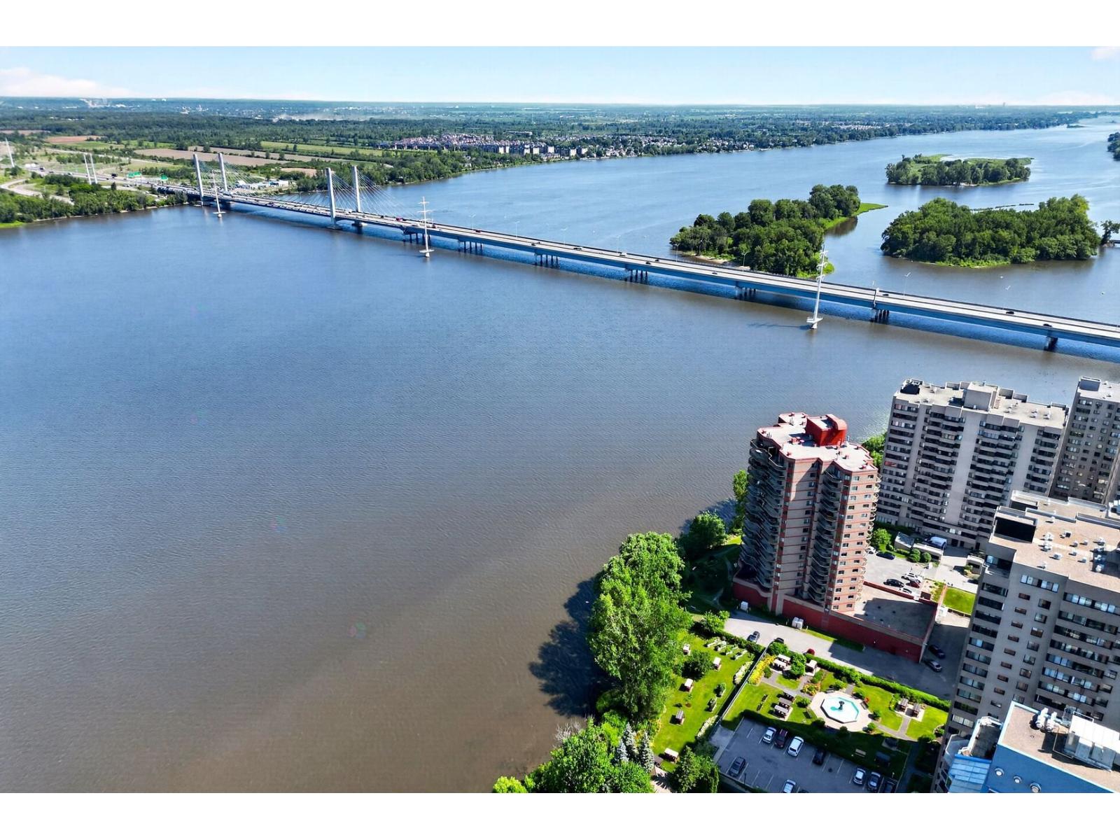 7075 Boul. Gouin E.
