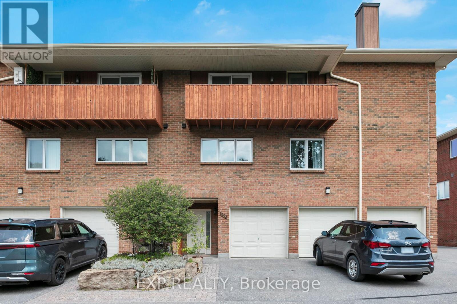 24 - 308 STRATAS COURT