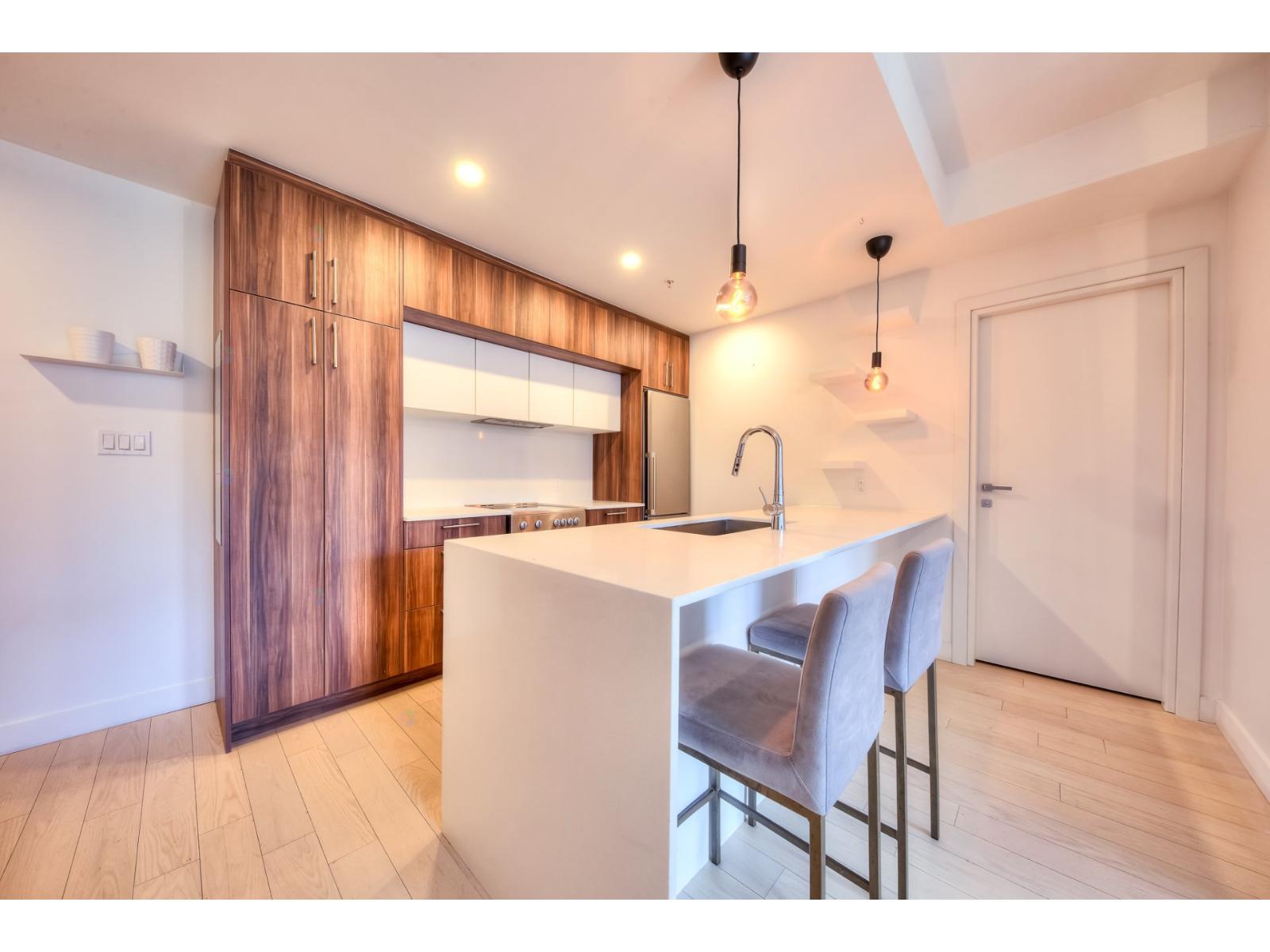 2615 Rue Augustin-Cantin