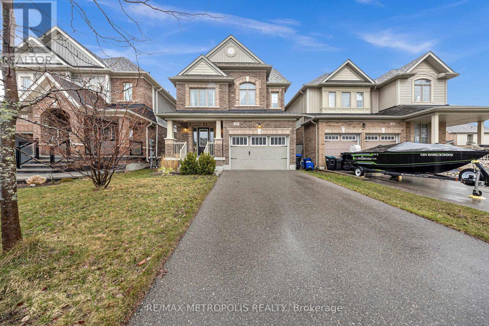16 TREETOPS BOULEVARD