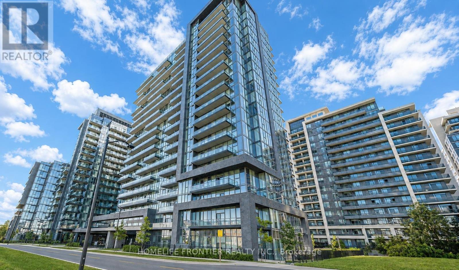 301 - 20 GATINEAU DRIVE