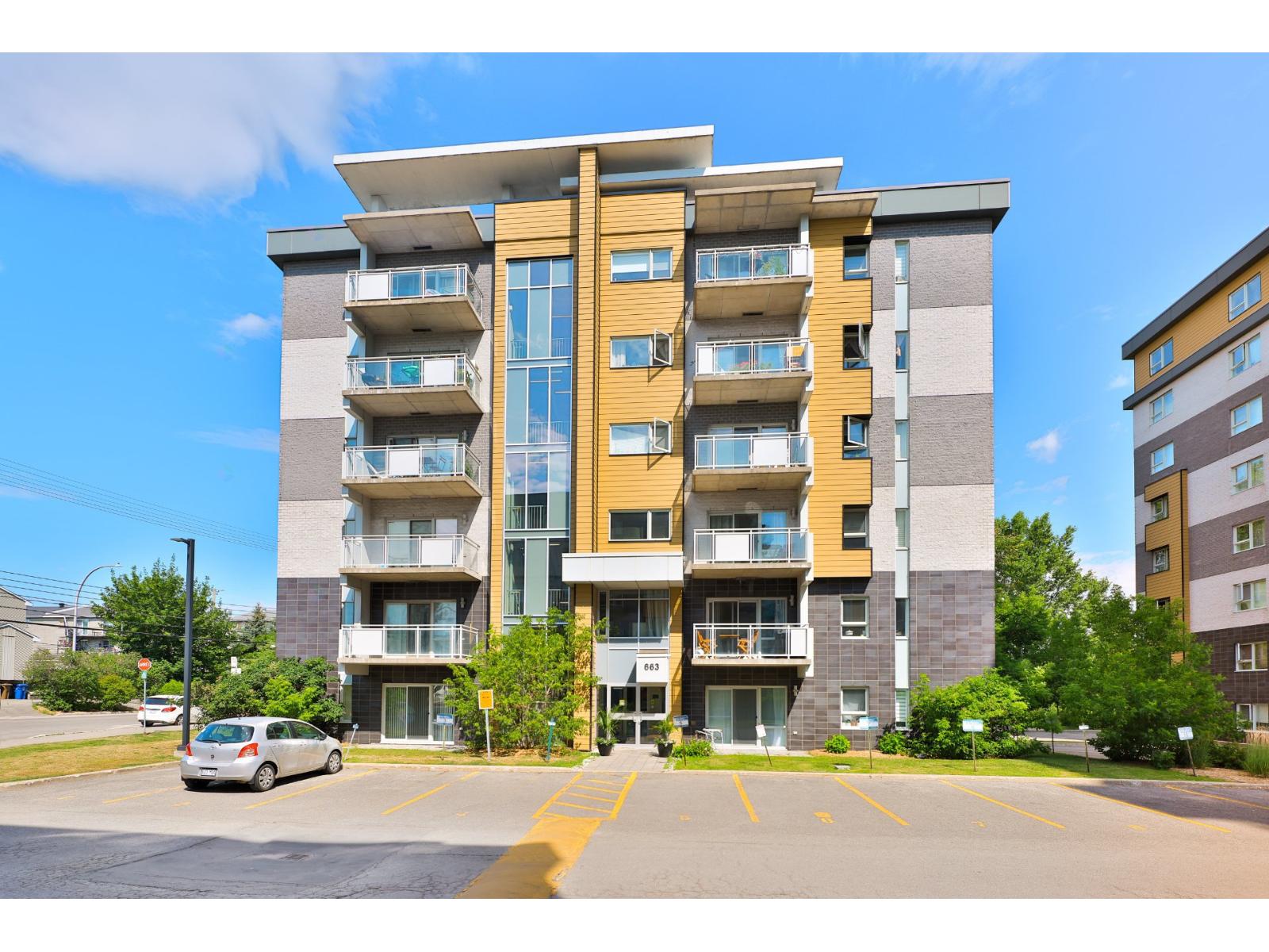 663 Rue Robert-Élie