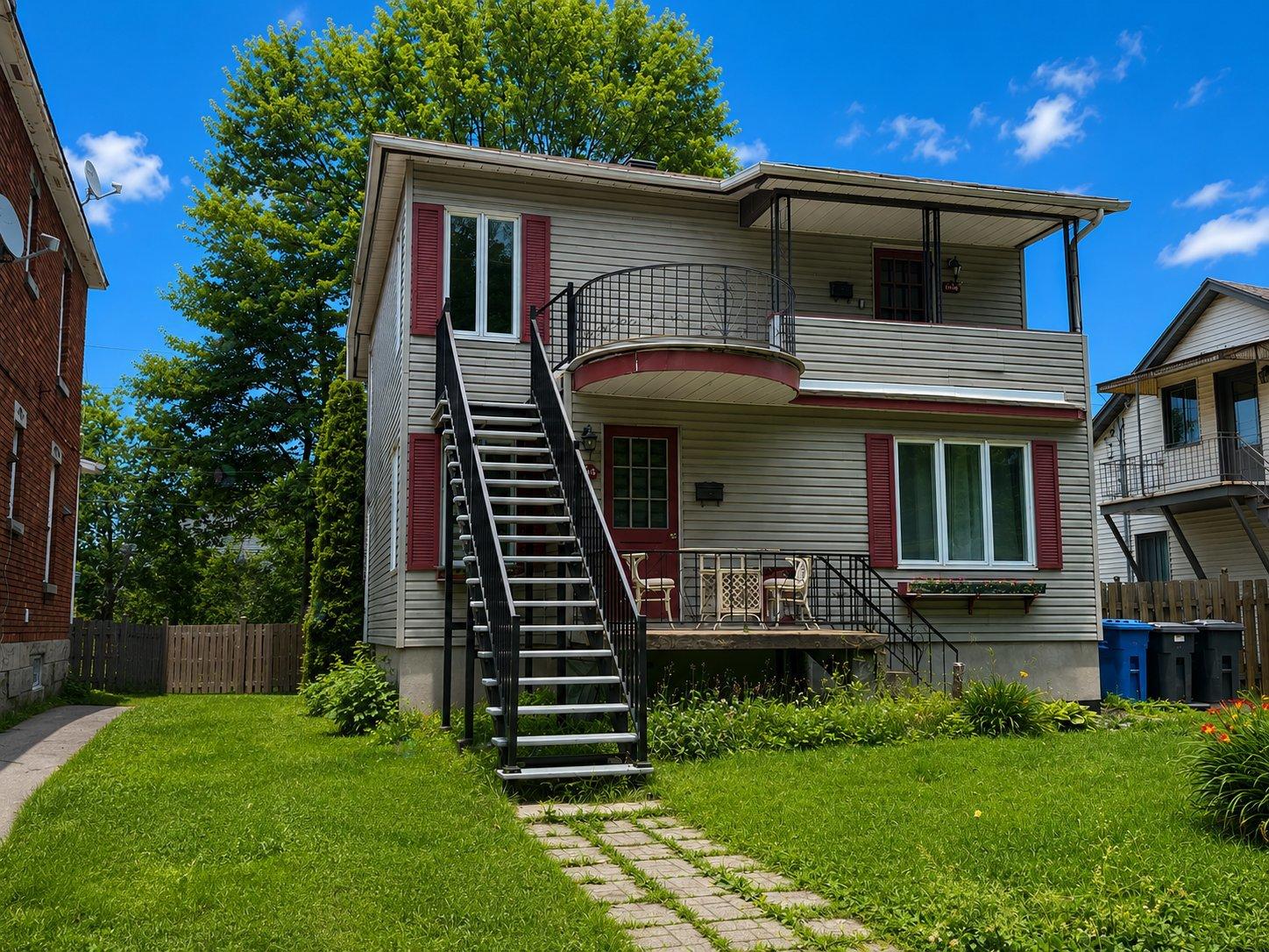 1046 Rue Bonin