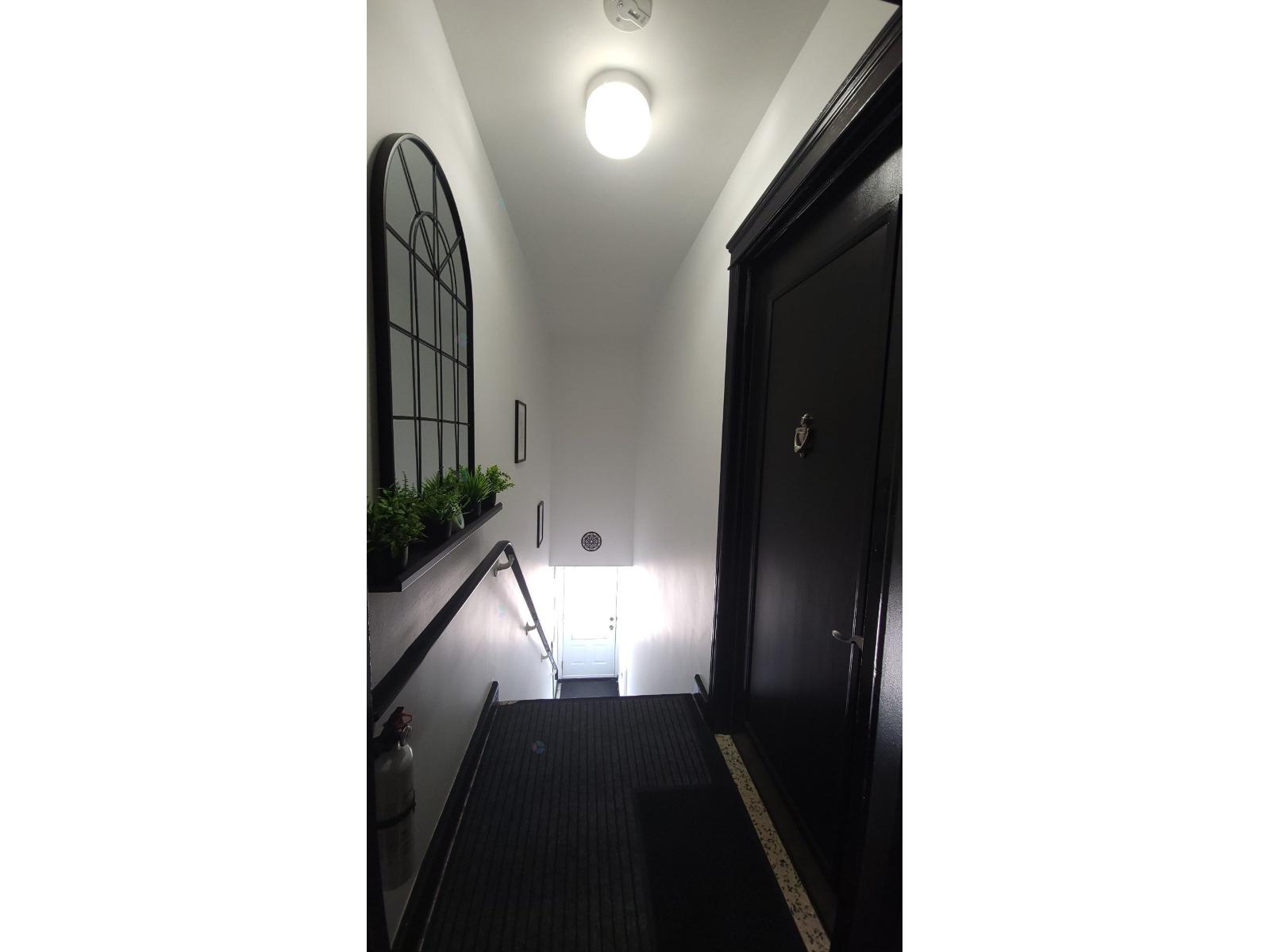 10245 Rue D'Iberville
