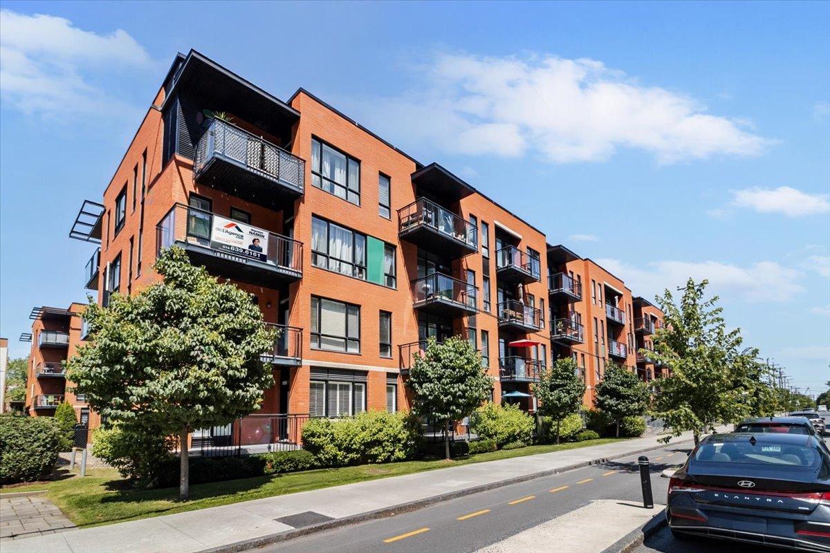 2335 Av. Bennett