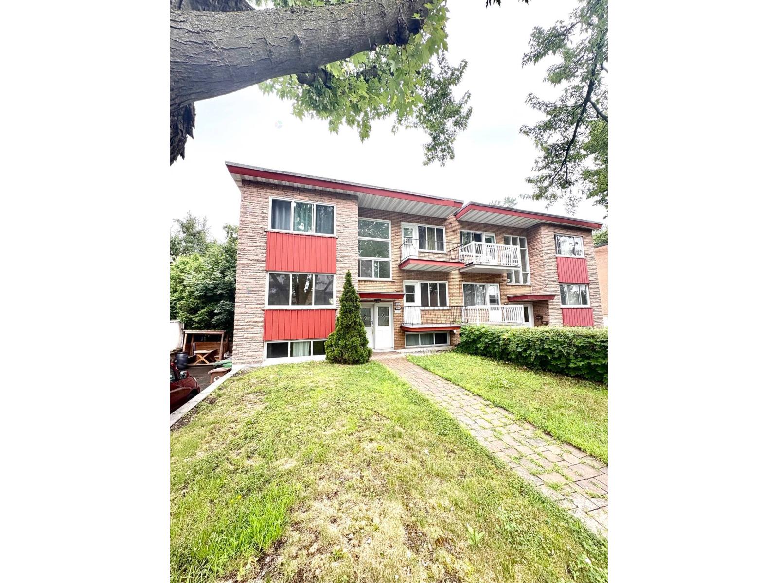 3221 Rue Noorduyn